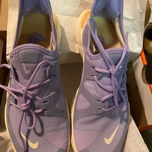 Nike Women’s Free RN 5.0